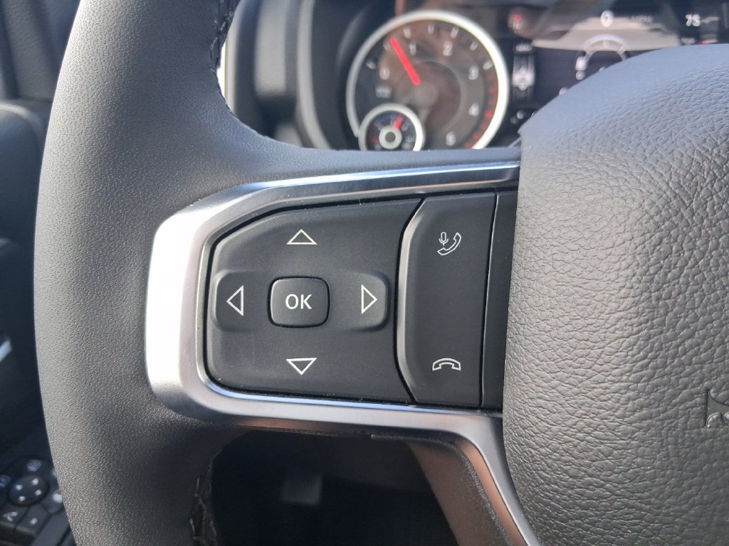 New 2026 RAM 2500 Big Horn AWD/4WD image 12