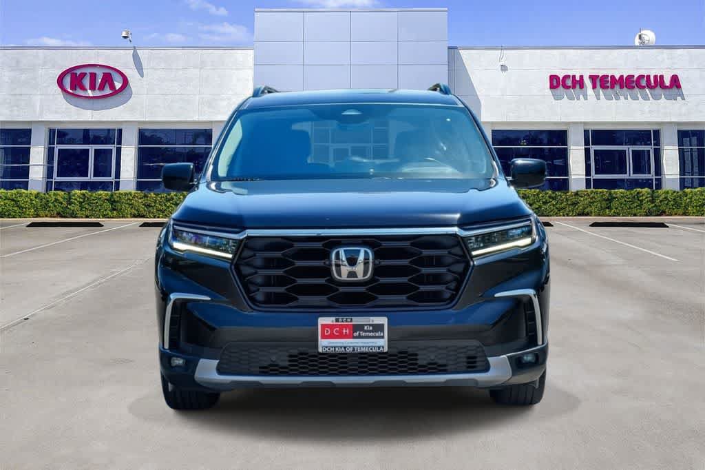 Used 2024 Honda Pilot Touring image 2