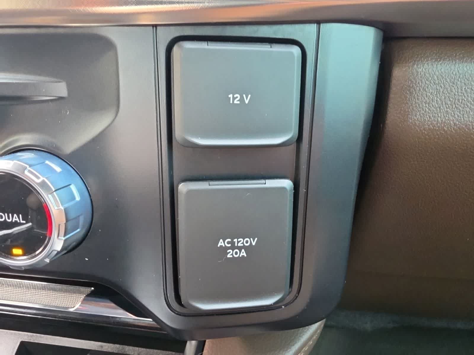 Used 2023 Ford F450 King Ranch w/ Chrome Package AWD/4WD image 31