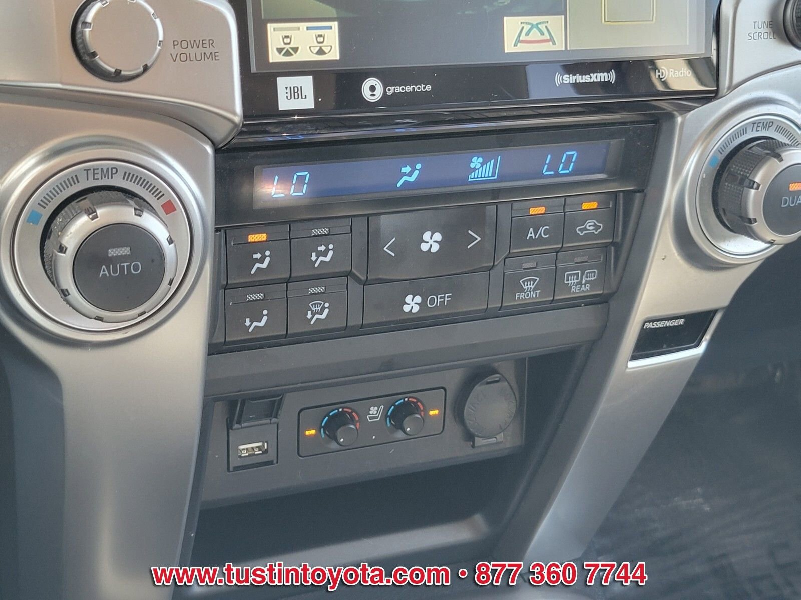 Used 2023 Toyota 4Runner Limited image 23