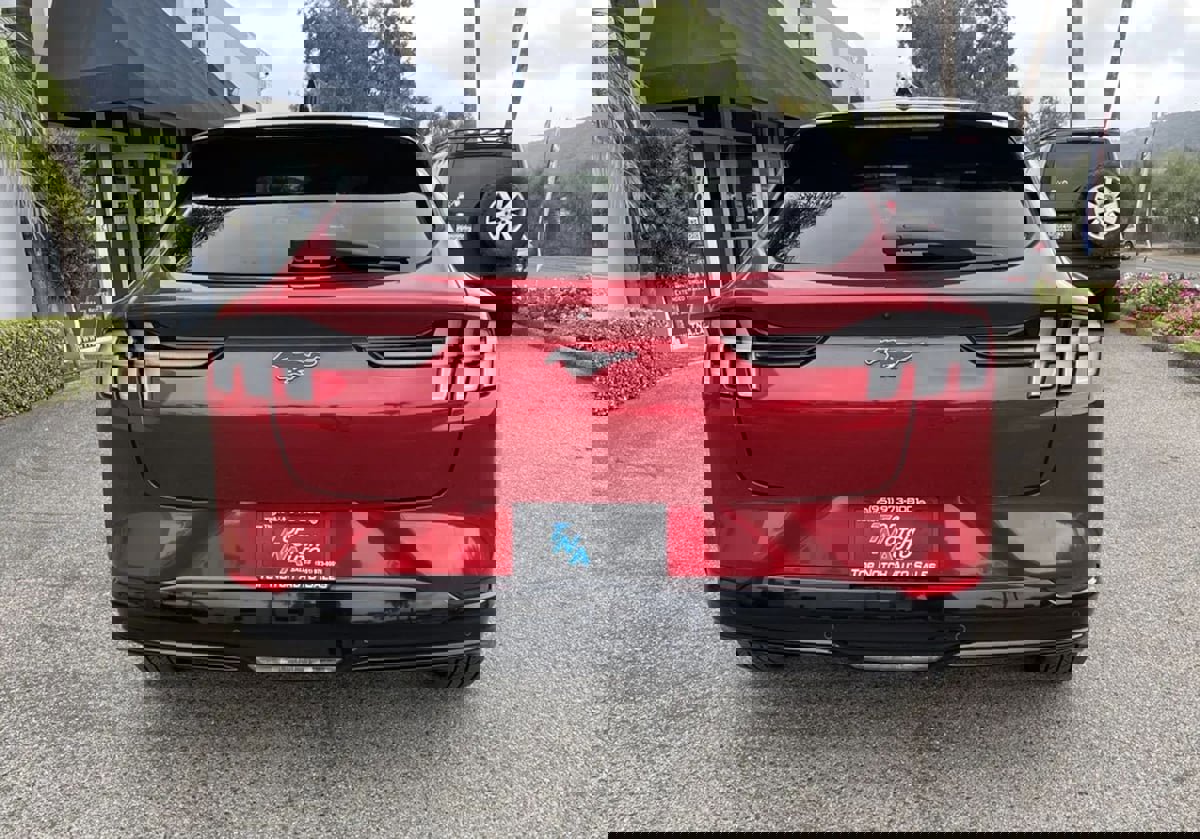 Used 2021 Ford Mustang Mach-E Premium image 5