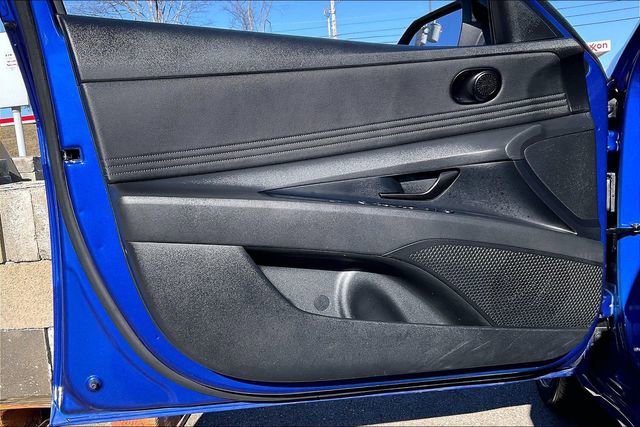 Certified 2025 Hyundai Elantra Sport w/ Cargo Package image 23