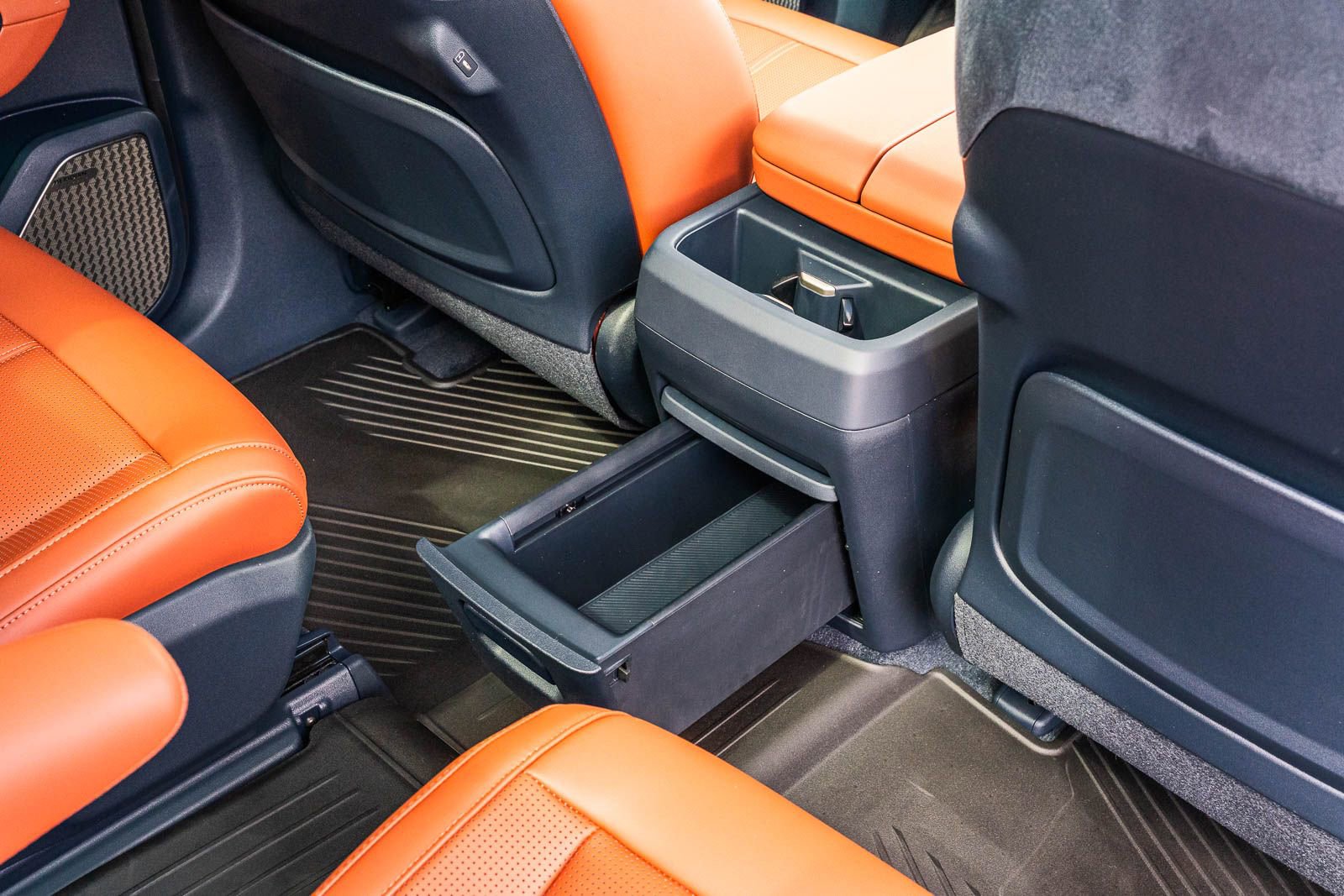 New 2027 Kia Telluride X-Line SX Prestige image 22