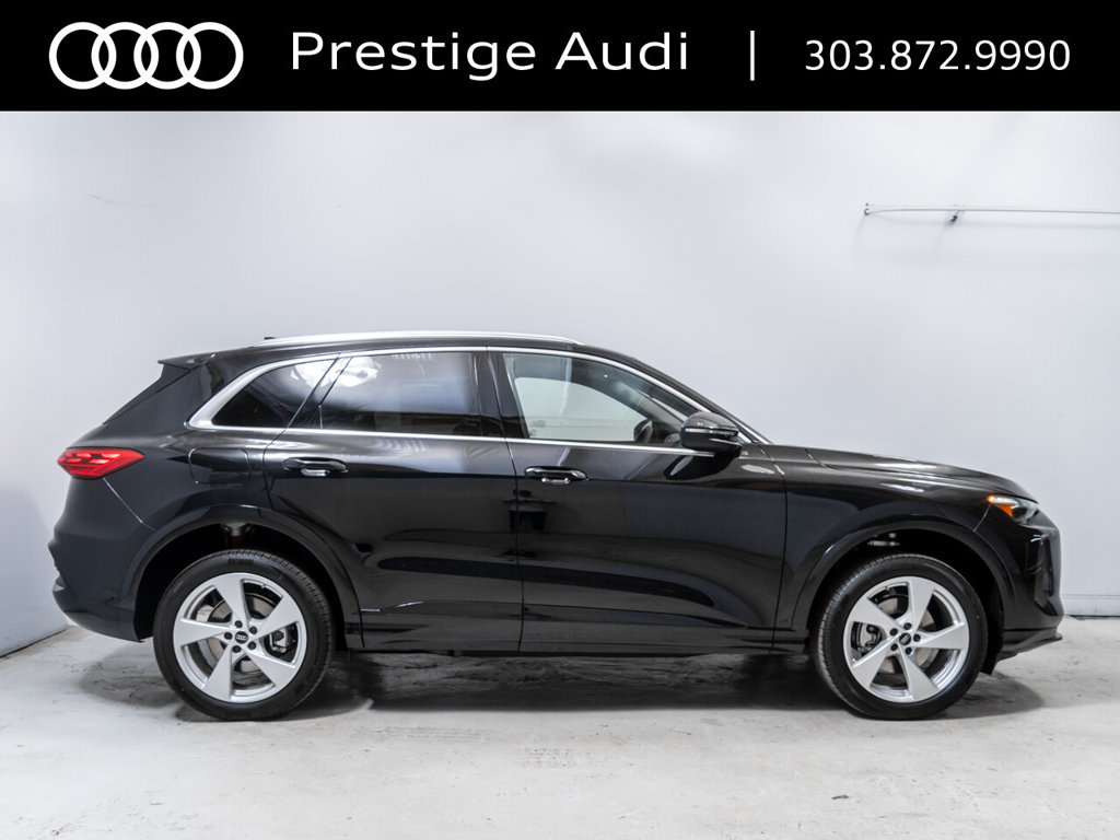 Used 2026 Audi Q5 Premium Plus w/ Premium Plus AWD/4WD image 9
