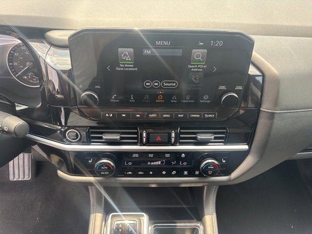 Used 2023 Nissan Pathfinder SL image 12