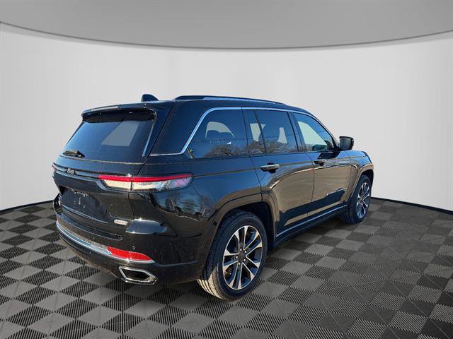 Certified 2023 Jeep Grand Cherokee Overland image 4