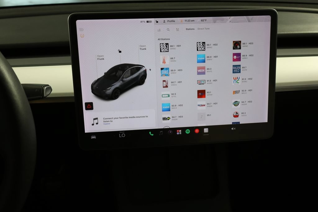 Used 2021 Tesla Model Y Long Range AWD/4WD image 19