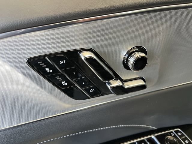 Used 2024 Cadillac Lyriq Tech AWD/4WD image 23