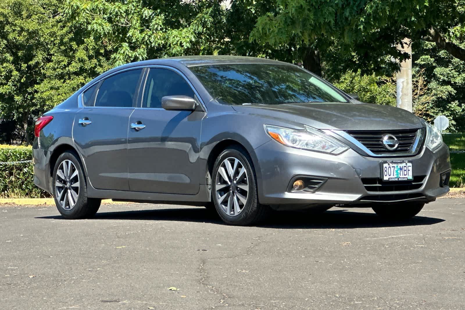 Used 2017 Nissan Altima 2.5 SV FWD image 9