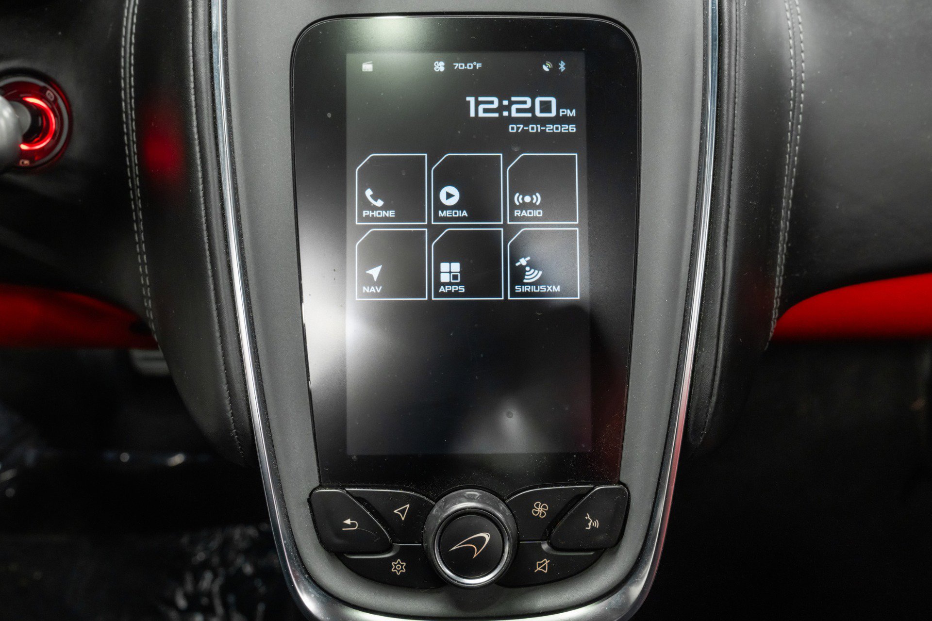 Used 2018 McLaren 570S Spider image 26