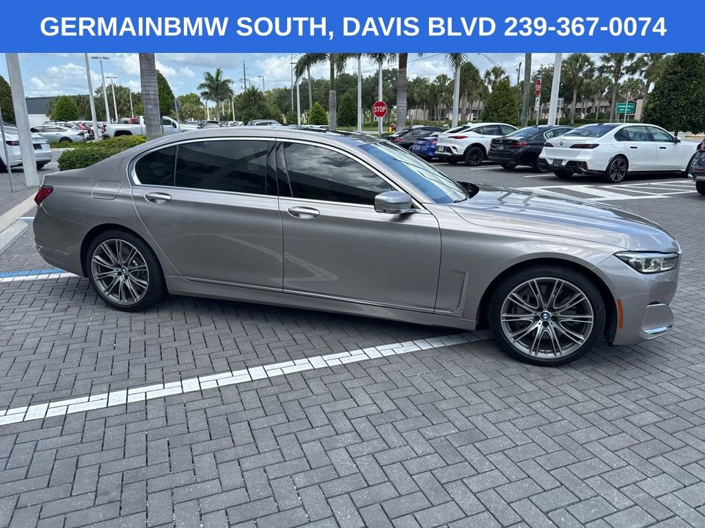 Used 2020 BMW 750i xDrive w/ Executive Package AWD/4WD image 12