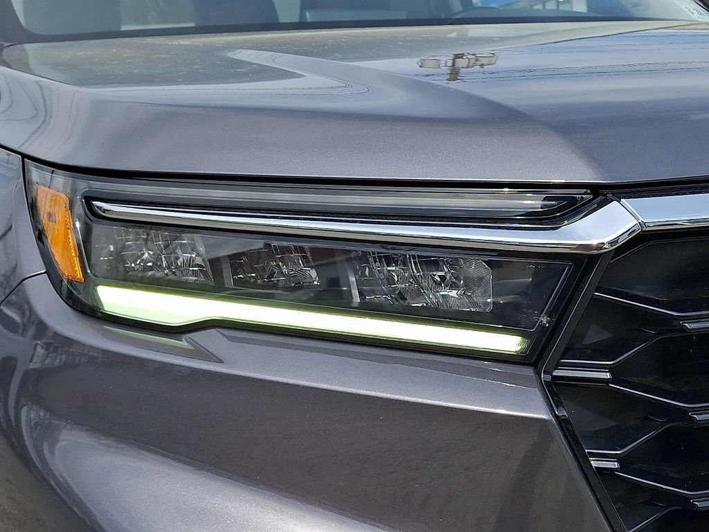 Used 2023 Honda Pilot Touring image 35