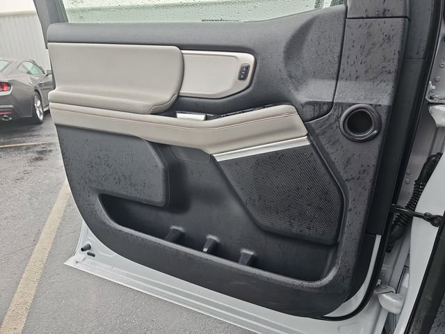 Used 2025 Ford Expedition Max Active RWD image 34