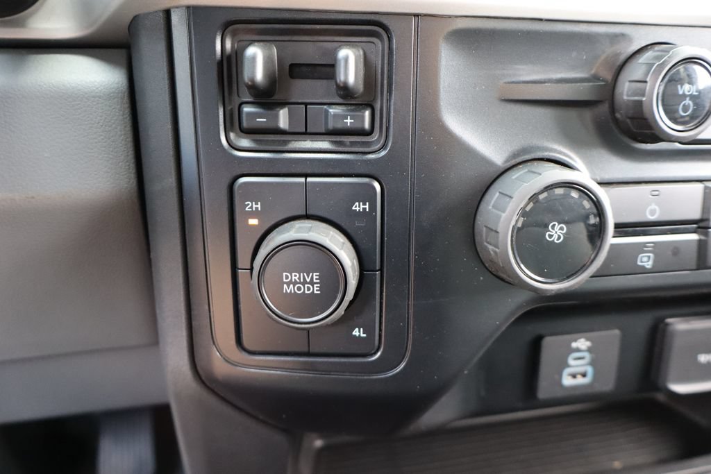 Used 2025 Ford F250 XLT AWD/4WD image 27