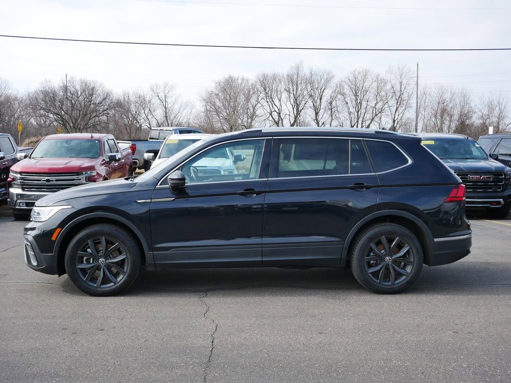 Used 2024 Volkswagen Tiguan Wolfsburg Edition FWD image 6