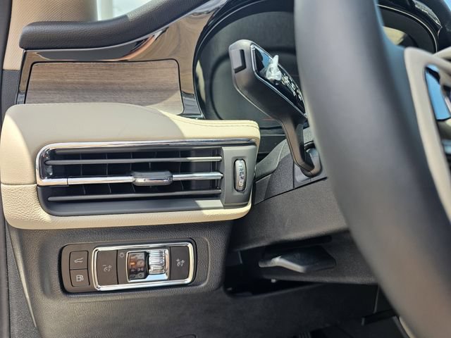 New 2025 Lincoln Corsair Grand Touring AWD/4WD image 19