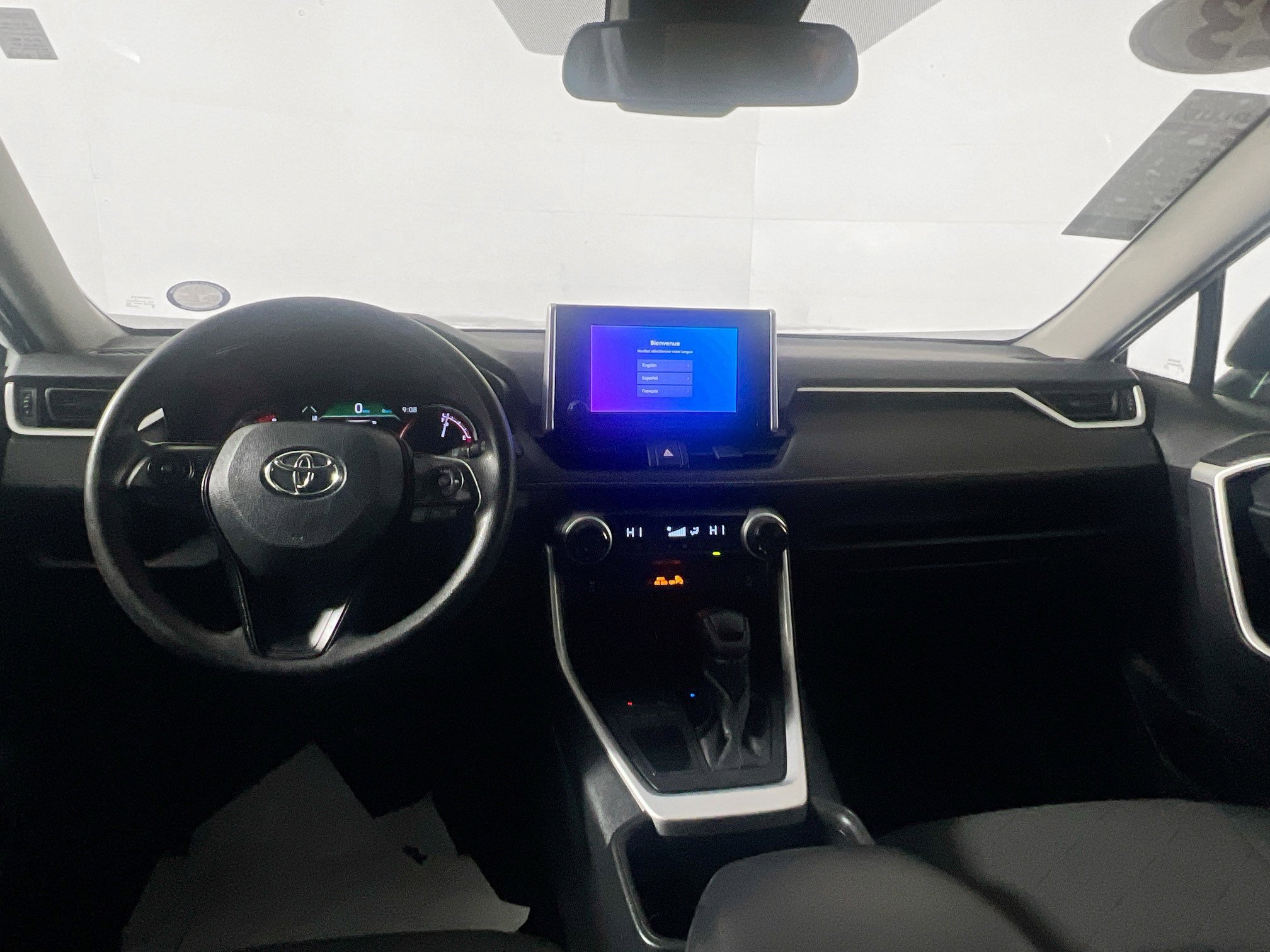 Used 2023 Toyota RAV4 XLE image 29