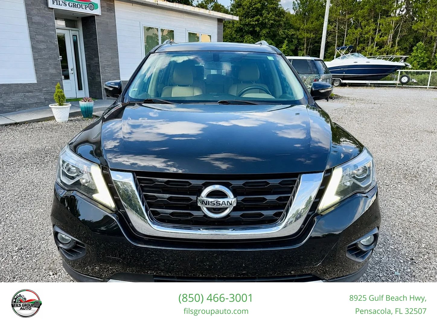 Used 2019 Nissan Pathfinder Platinum AWD/4WD image 2