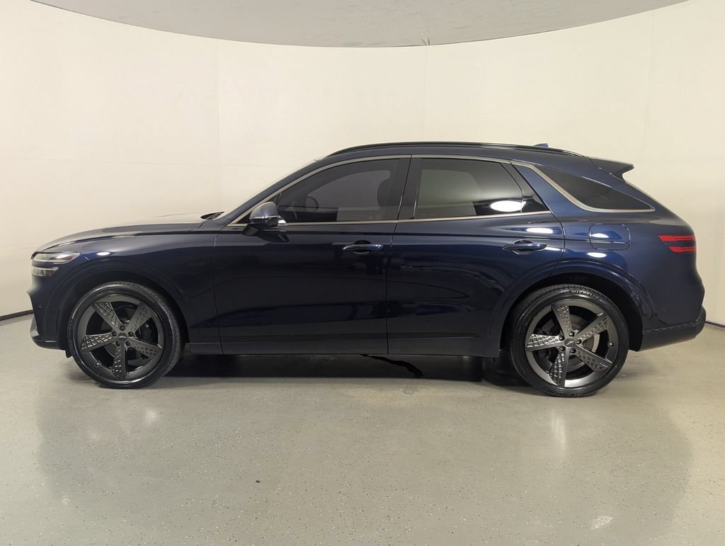 Used 2023 Genesis GV70 2.5T w/ Sport Prestige Package AWD/4WD image 4