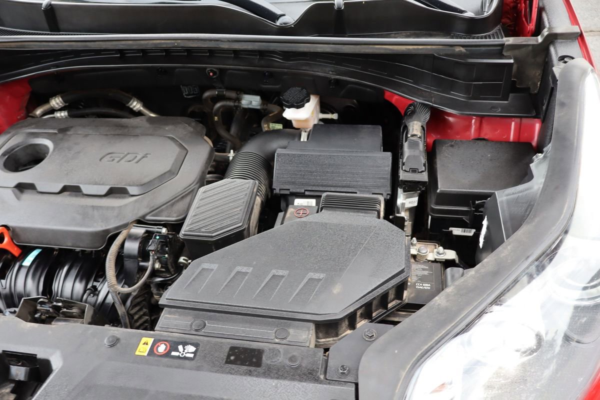 Used 2022 Kia Sportage LX image 40
