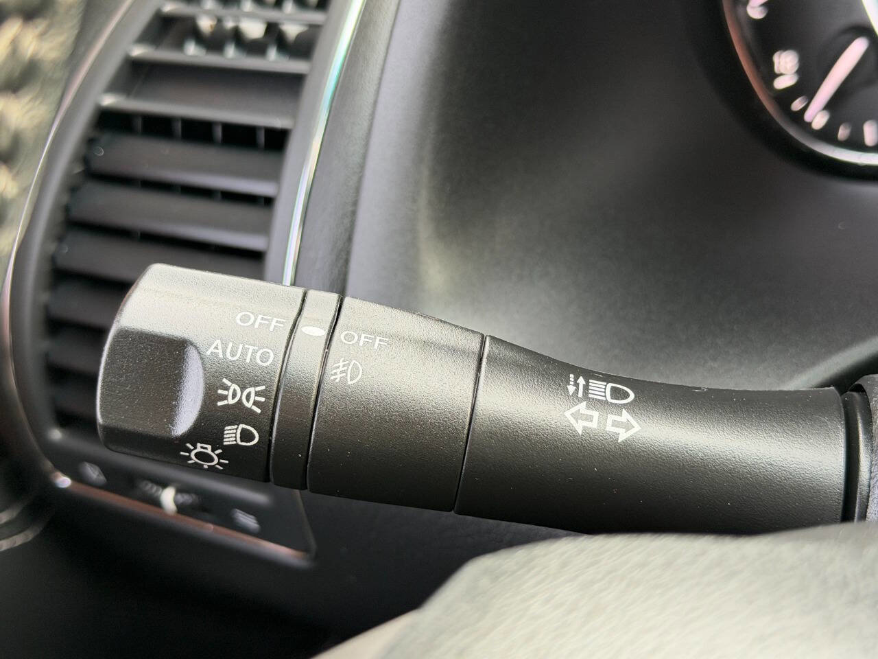 Used 2017 Nissan Armada SL w/ Technology Package image 42