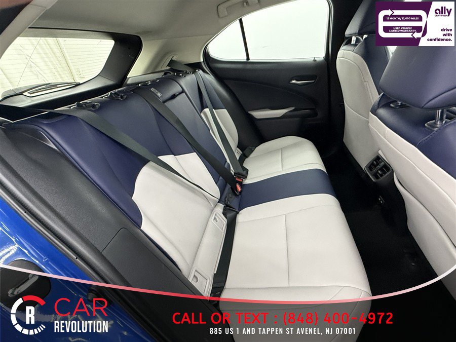 Used 2022 Lexus UX 250h w/ Premium Package AWD/4WD image 34