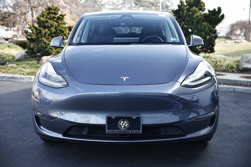Used 2022 Tesla Model Y Long Range image 15