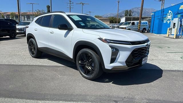 New 2026 Chevrolet Trax ACTIV FWD image 33