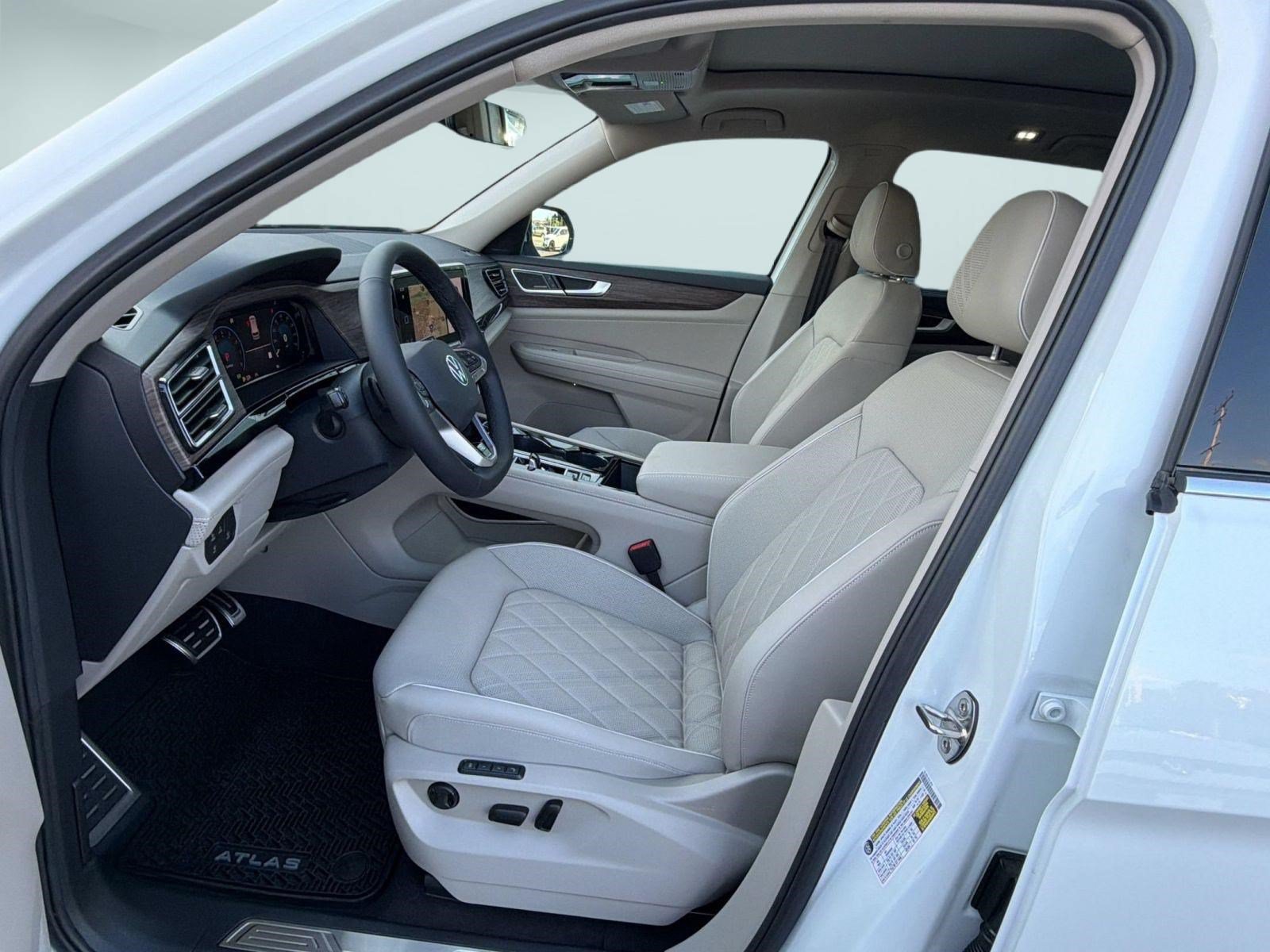 New 2026 Volkswagen Atlas SEL Premium R-Line AWD/4WD image 5