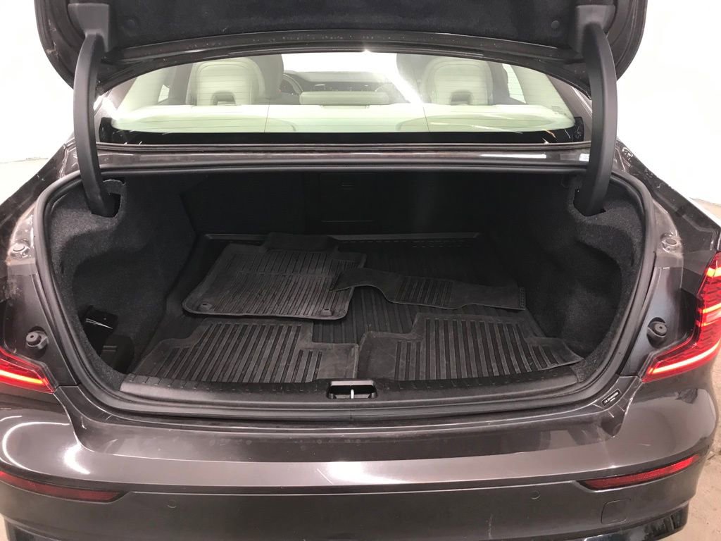 Used 2024 Volvo S60 B5 Core w/ Climate Package image 29