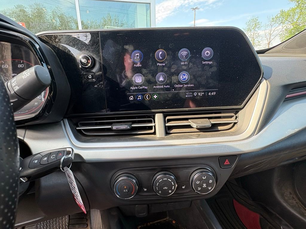 Used 2024 Chevrolet Trax RS FWD image 22