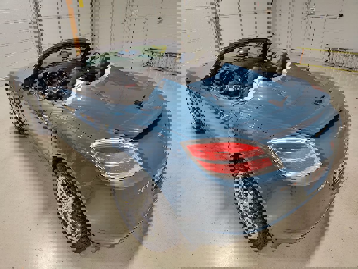 Used 2008 Saturn Sky Red Line image 16