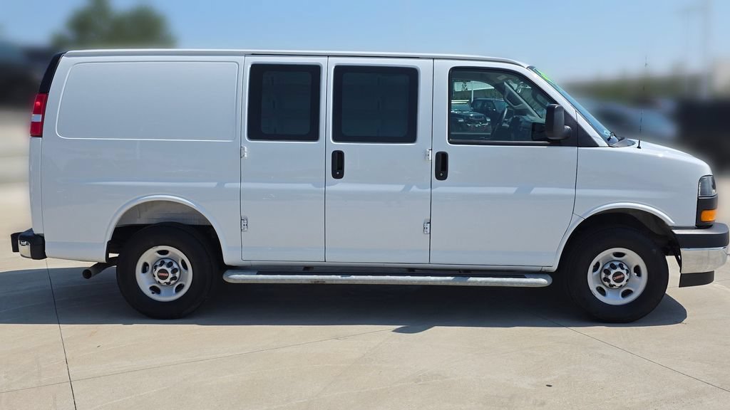Used 2025 GMC Savana 2500 w/ Driver Convenience Package RWD image 6