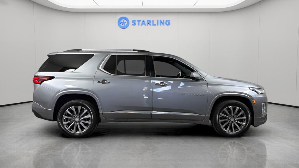 Certified 2023 Chevrolet Traverse Premier FWD image 11