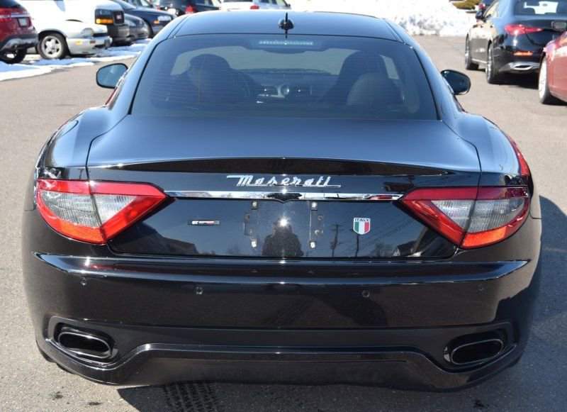 Used 2016 Maserati GranTurismo MC image 16