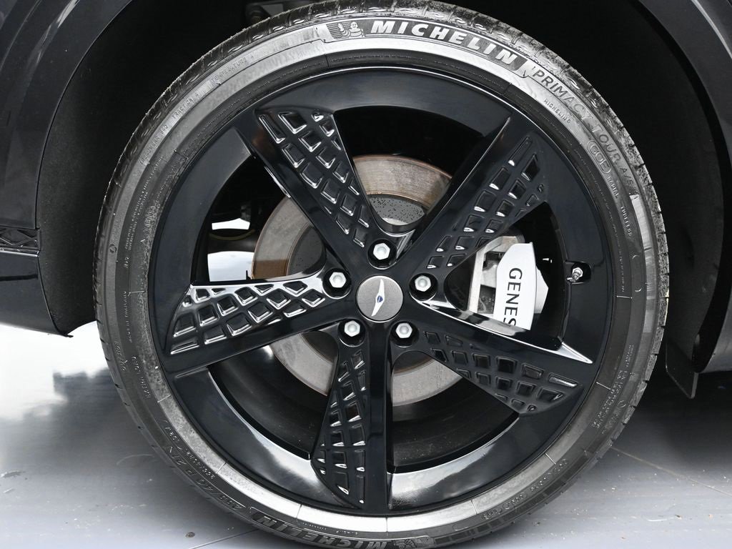 Used 2024 Genesis GV70 2.5T w/ Sport Prestige Package image 12
