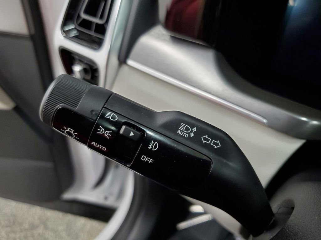 Used 2023 Kia Sorento SX FWD image 34