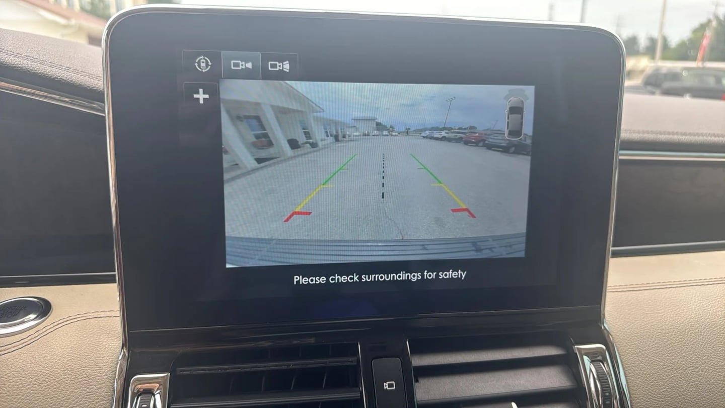 Used 2019 Lincoln Navigator Reserve AWD/4WD image 19