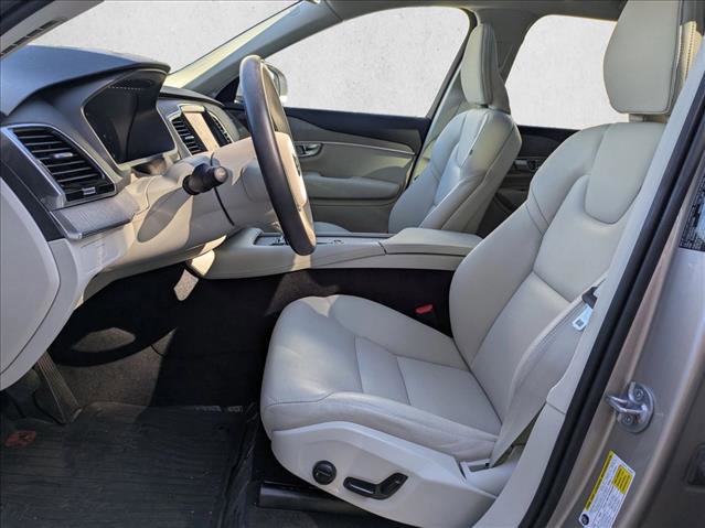 Certified 2025 Volvo XC90 B6 Plus w/ Protection Package Premier image 19