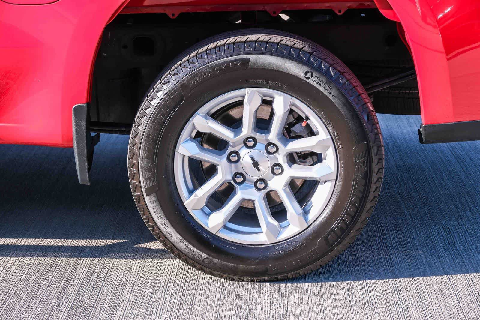 Used 2023 Chevrolet Silverado 1500 RST RWD image 9