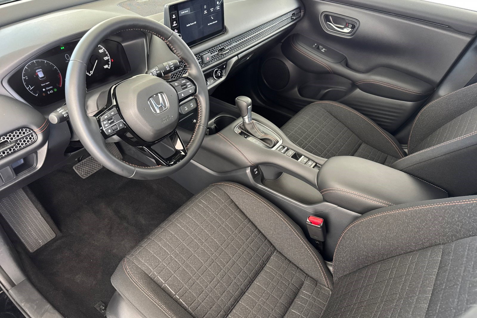 Certified 2026 Honda HR-V Sport image 4