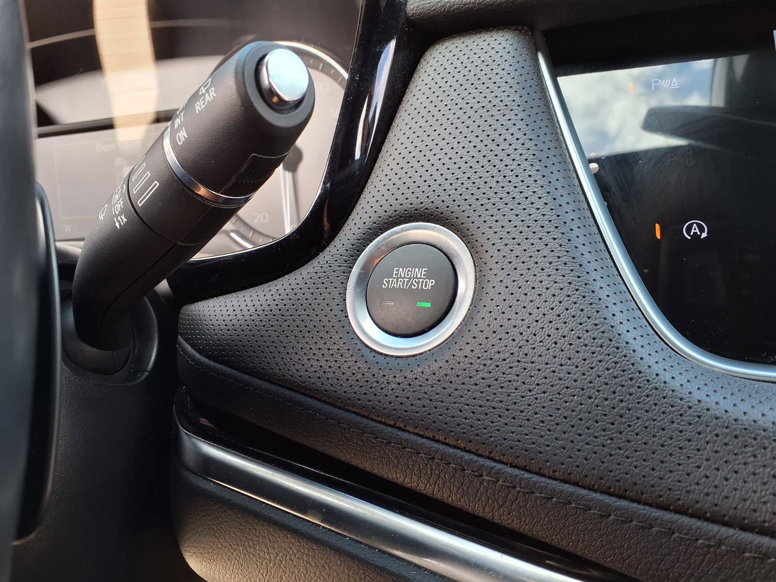 Certified 2024 Cadillac XT6 Luxury image 26