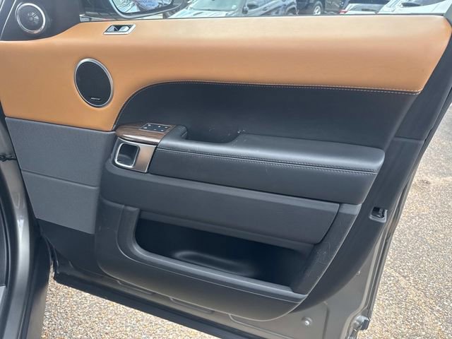 Used 2020 Land Rover Range Rover Sport HSE Dynamic image 18