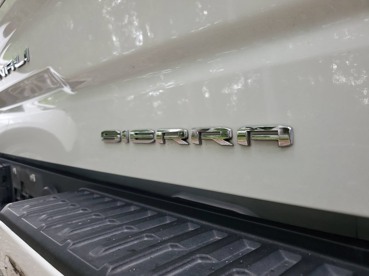 Used 2023 GMC Sierra 1500 Denali w/ Technology Package AWD/4WD image 7