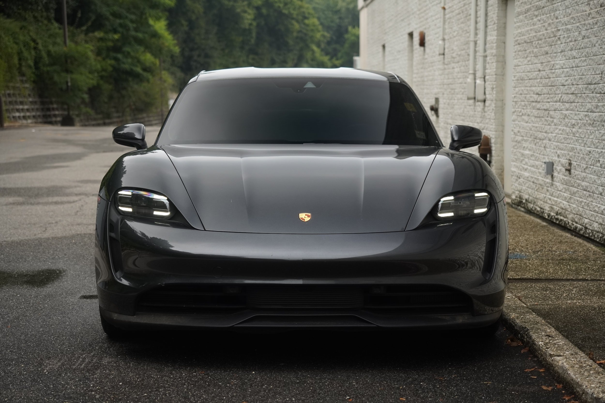 Used 2021 Porsche Taycan RWD image 10