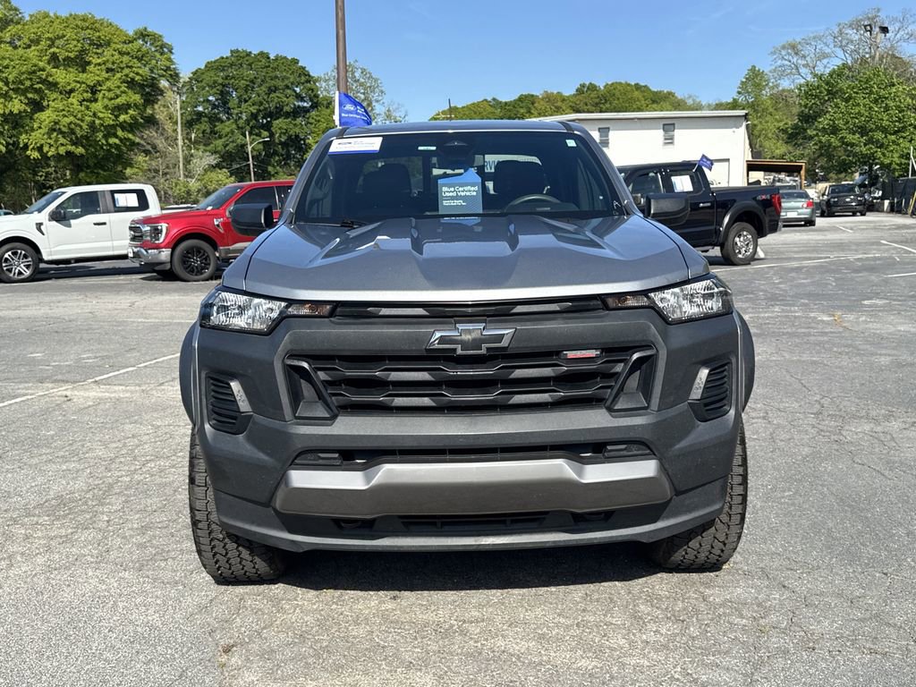 Used 2024 Chevrolet Colorado Trail Boss w/ Advanced Trailering Package image 2