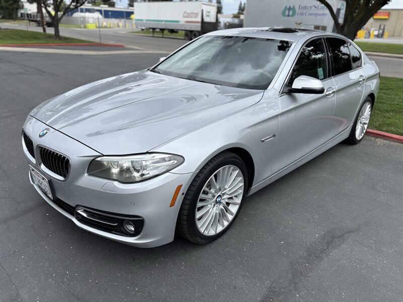 Used 2015 BMW 550i Sedan RWD image 5