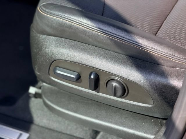 Used 2022 Chevrolet Equinox Premier FWD image 8