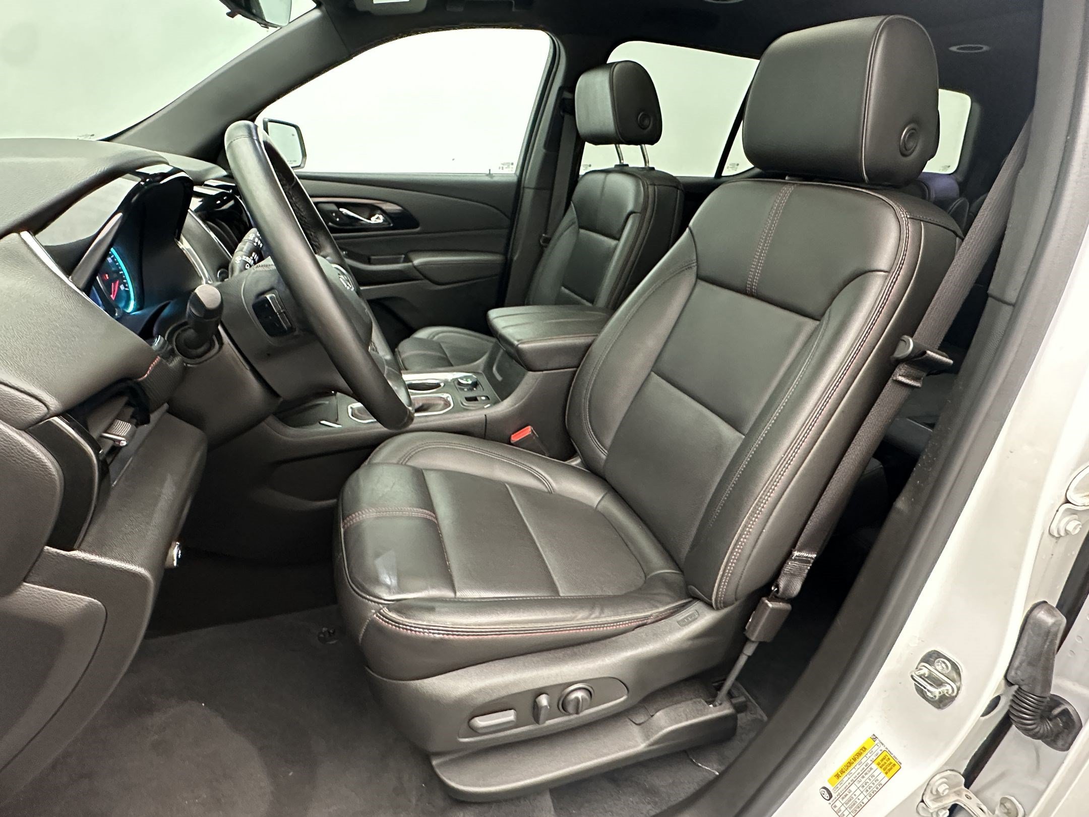 Certified 2023 Chevrolet Traverse RS AWD/4WD image 5