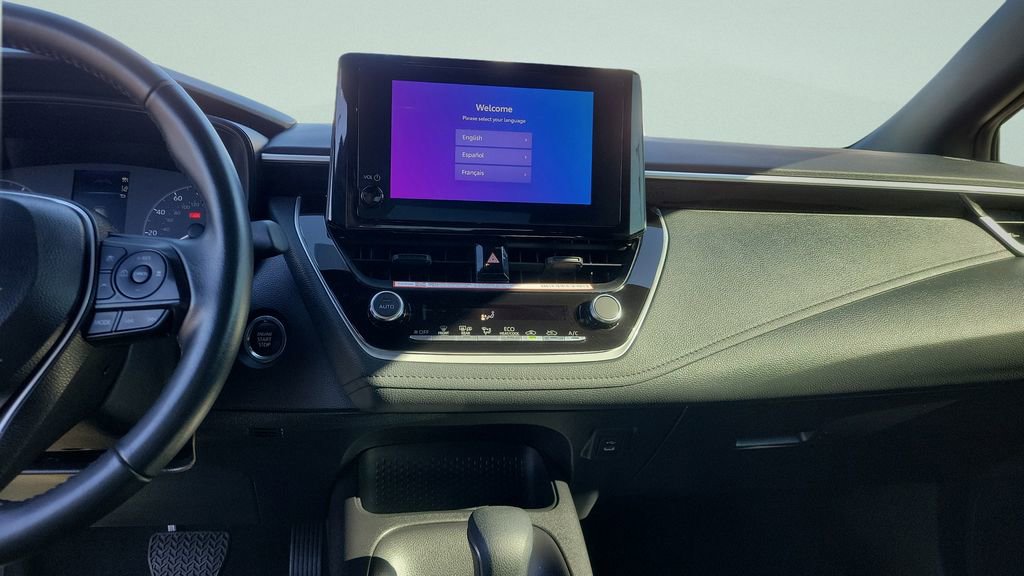 Used 2025 Toyota Corolla SE image 22